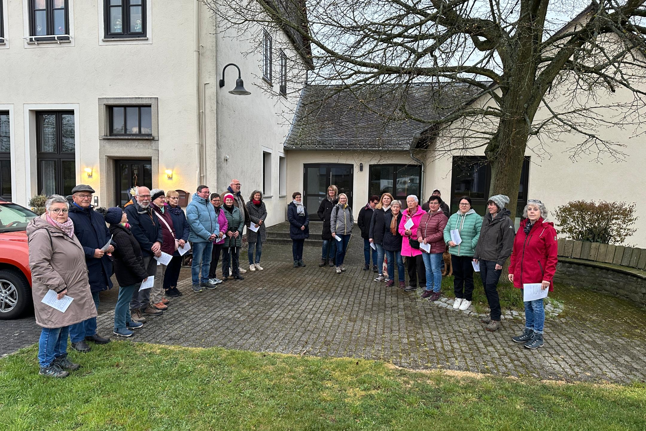 in Wahlbach ging es am Karsamstag der Sonne entgegen